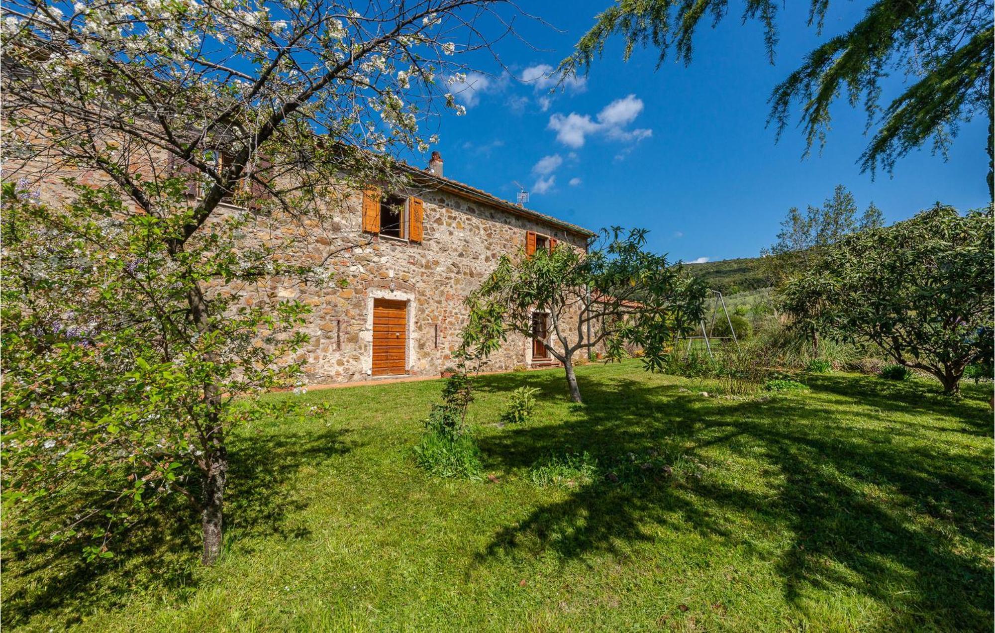 Cozy Home In Massa Marittima Gr With Kitchen Exteriér fotografie