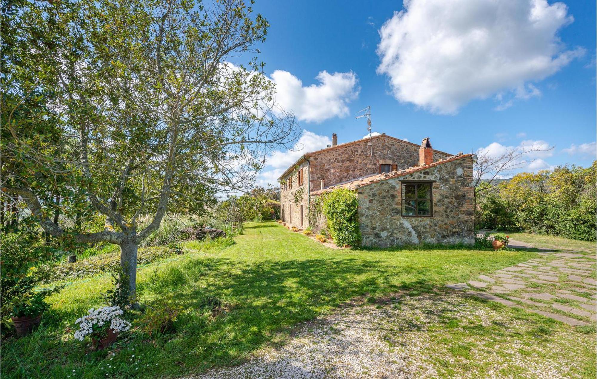 Cozy Home In Massa Marittima Gr With Kitchen Exteriér fotografie